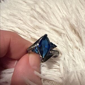 Elegant Blue Gemstone Ring
